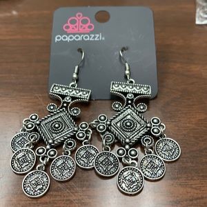 Paparazzi earrings